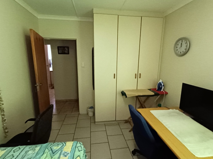 3 Bedroom Property for Sale in Jeffreys Bay Central Eastern Cape